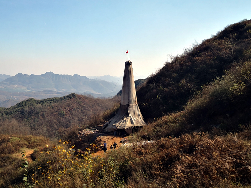 再出發(fā)，亮巖